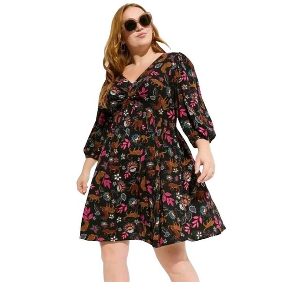NWT Sz 1 Torrid Rayon Slub Balloon Sleeve Twist Font Black Leopard Leaves Dress - Picture 1 of 12